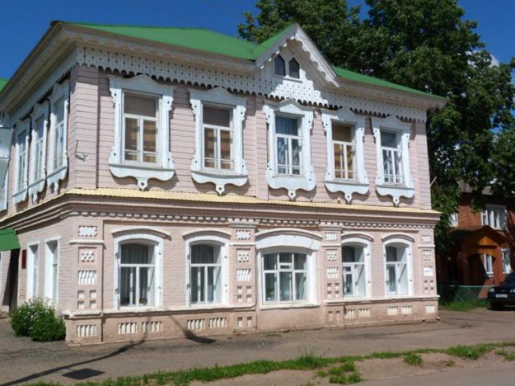 Файл:Вавожский районный краеведческий музей.jpg