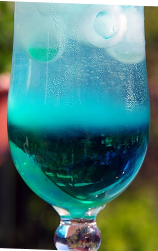 Водопад (коктейль).jpg