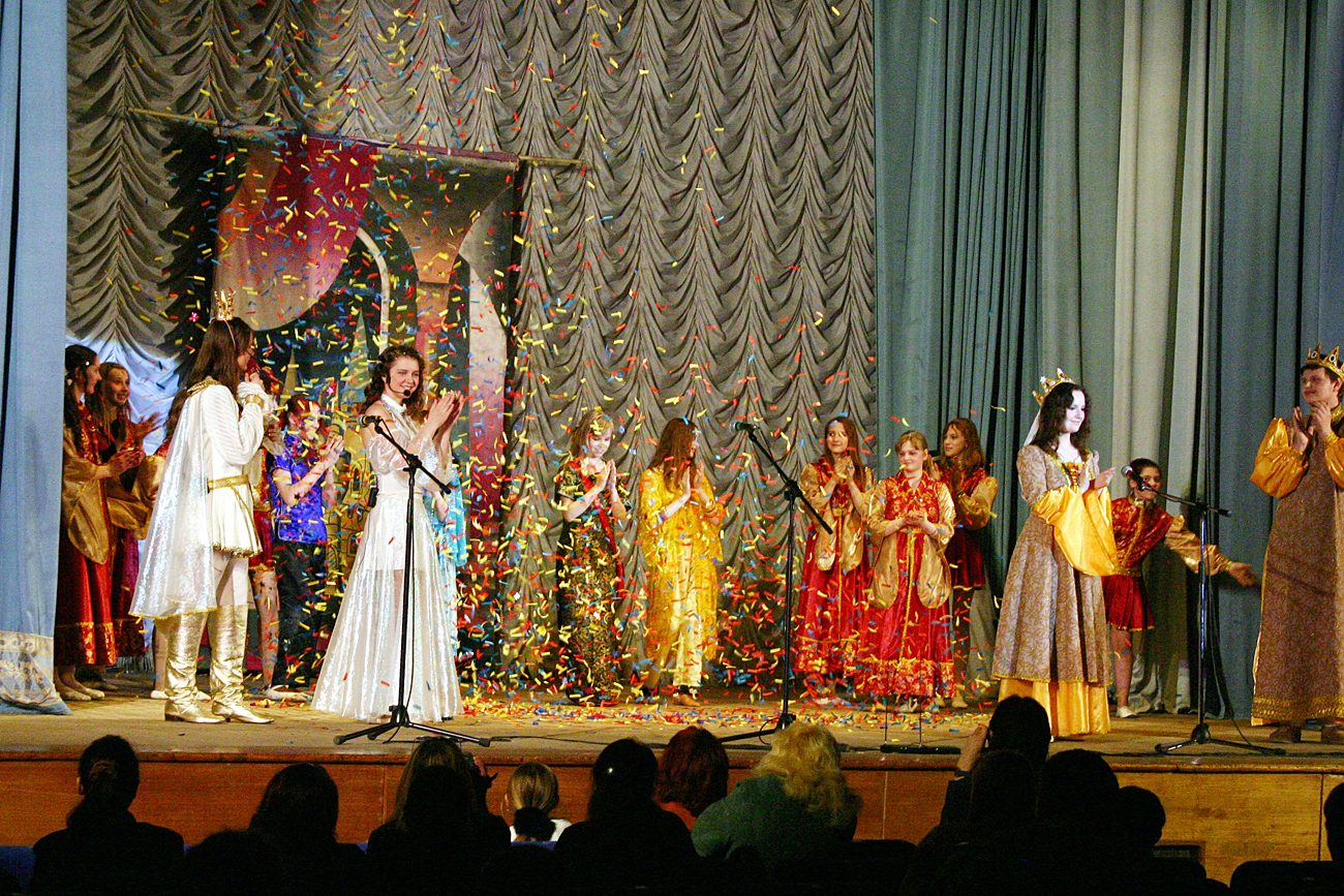 Спектакль "Сказка о царе Салтане"