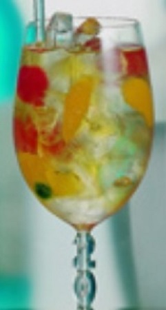 Файл:Вишнёво-мандариновый восторг (коктейль).jpg