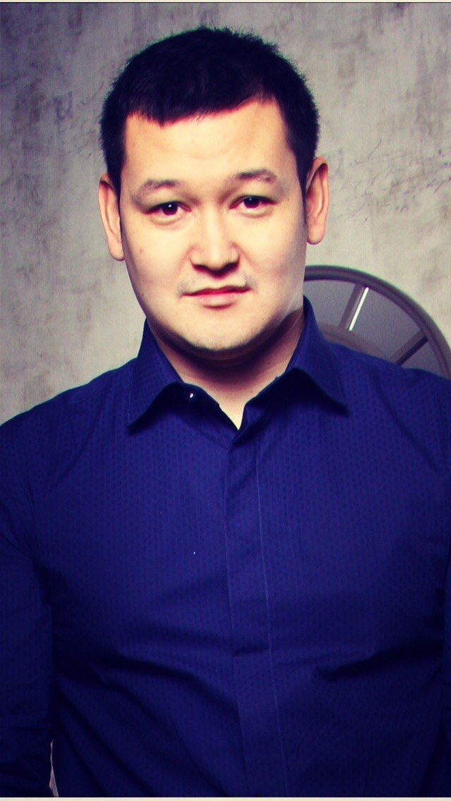 Ренат Мухамбаев.jpg