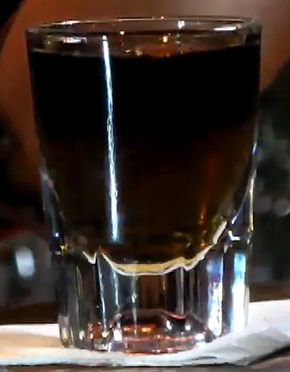 Файл:Тють (коктейль).jpg