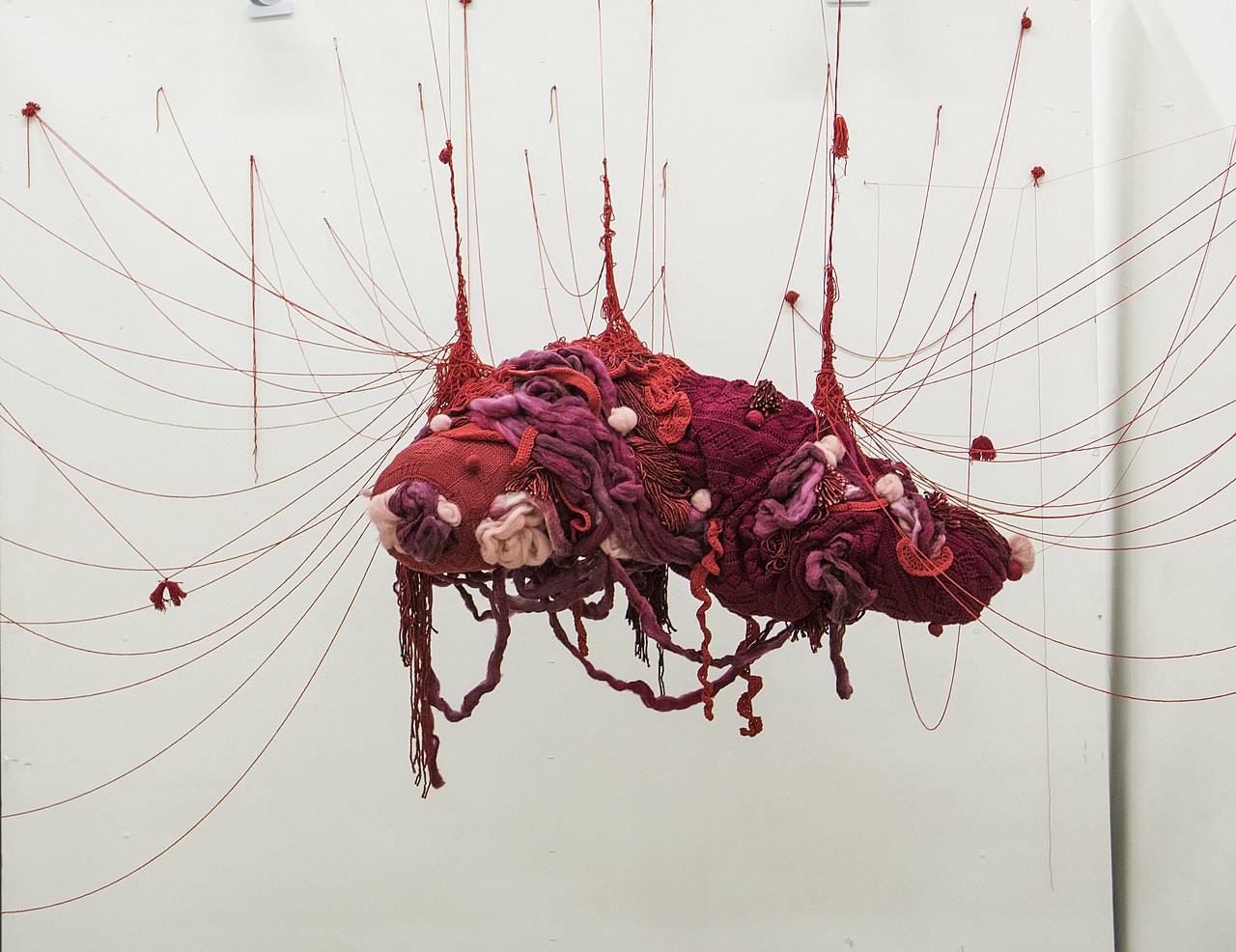 Александра Вар. "Ванечка", 2018г. Выставка "Пути сообщения", галерея “Fragment”, Москва