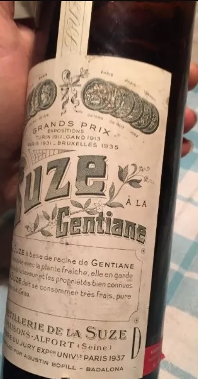 бутылка 1970-80 годов Gentiane 16° градусы только вверху Badalona