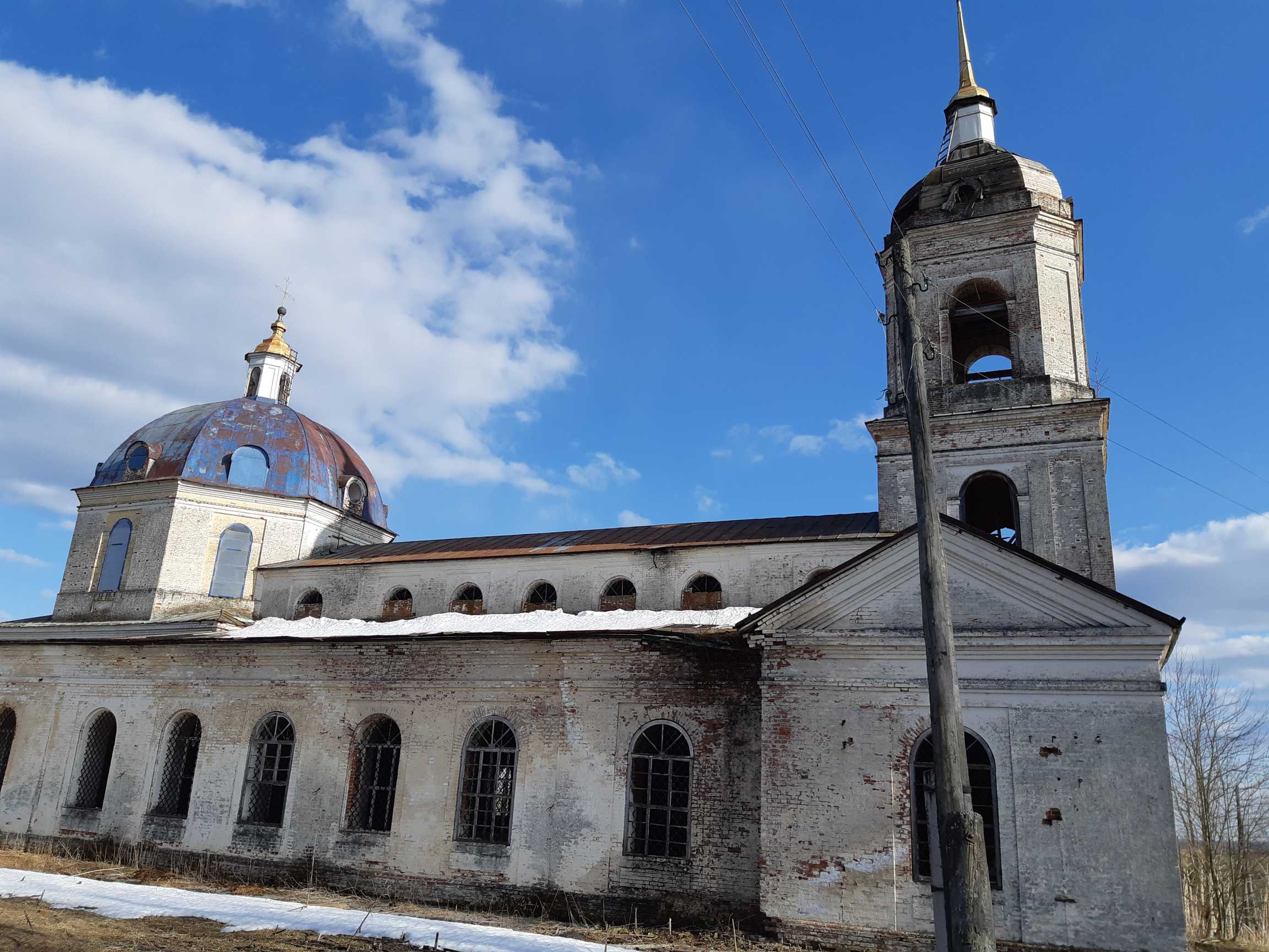 Файл:Церковь Покрова Пресвятой Богородицы в Верходворье.2019.jpg