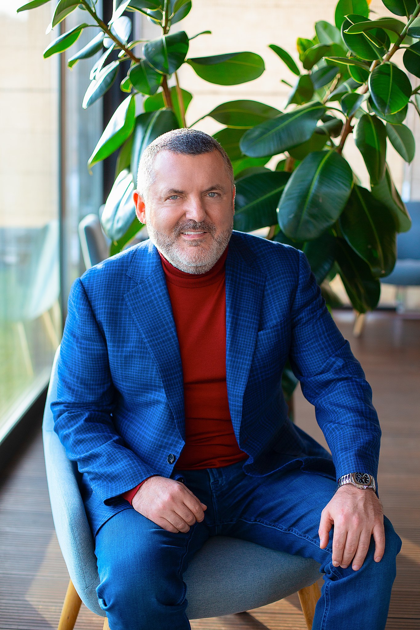 Yurii business portrait 2.jpg