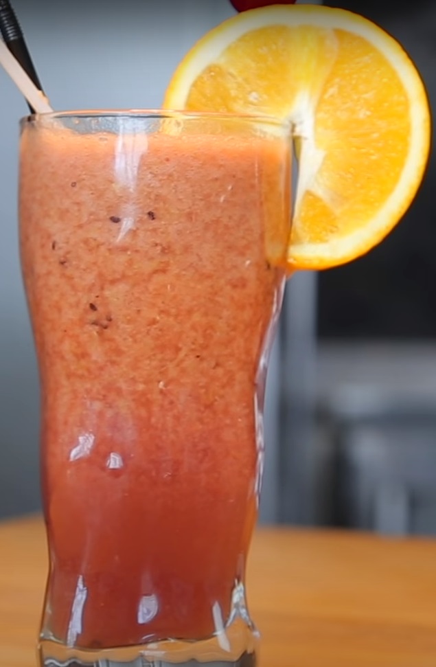 Фруктовый рай (коктейль) 4.jpg