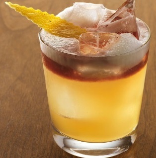 Нью-Йорк сауэр (коктейль) 6.jpg