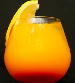 Светлячок (коктейль).jpg