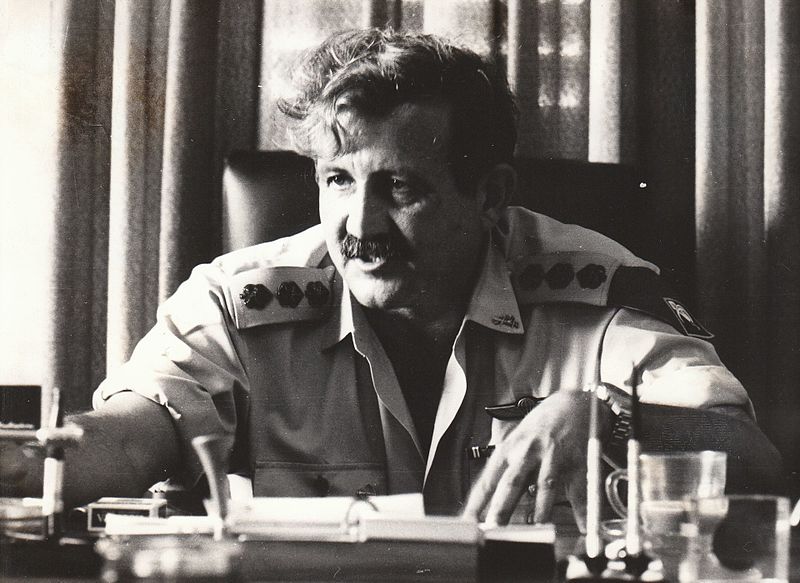 אלוף משנה צבי לבנון.jpg