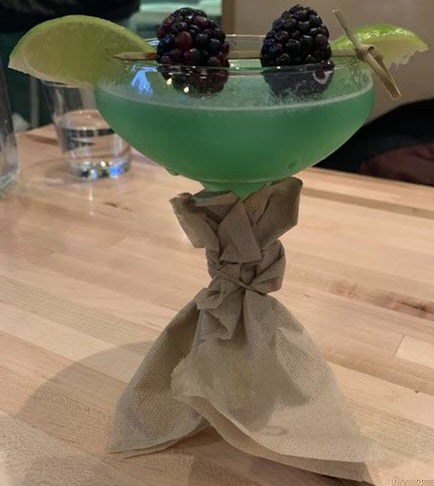 Малыш Йода (коктейль).jpg