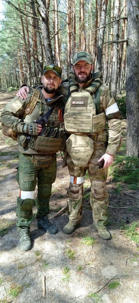 Роман Балашов с сослуживцем в зоне СВО