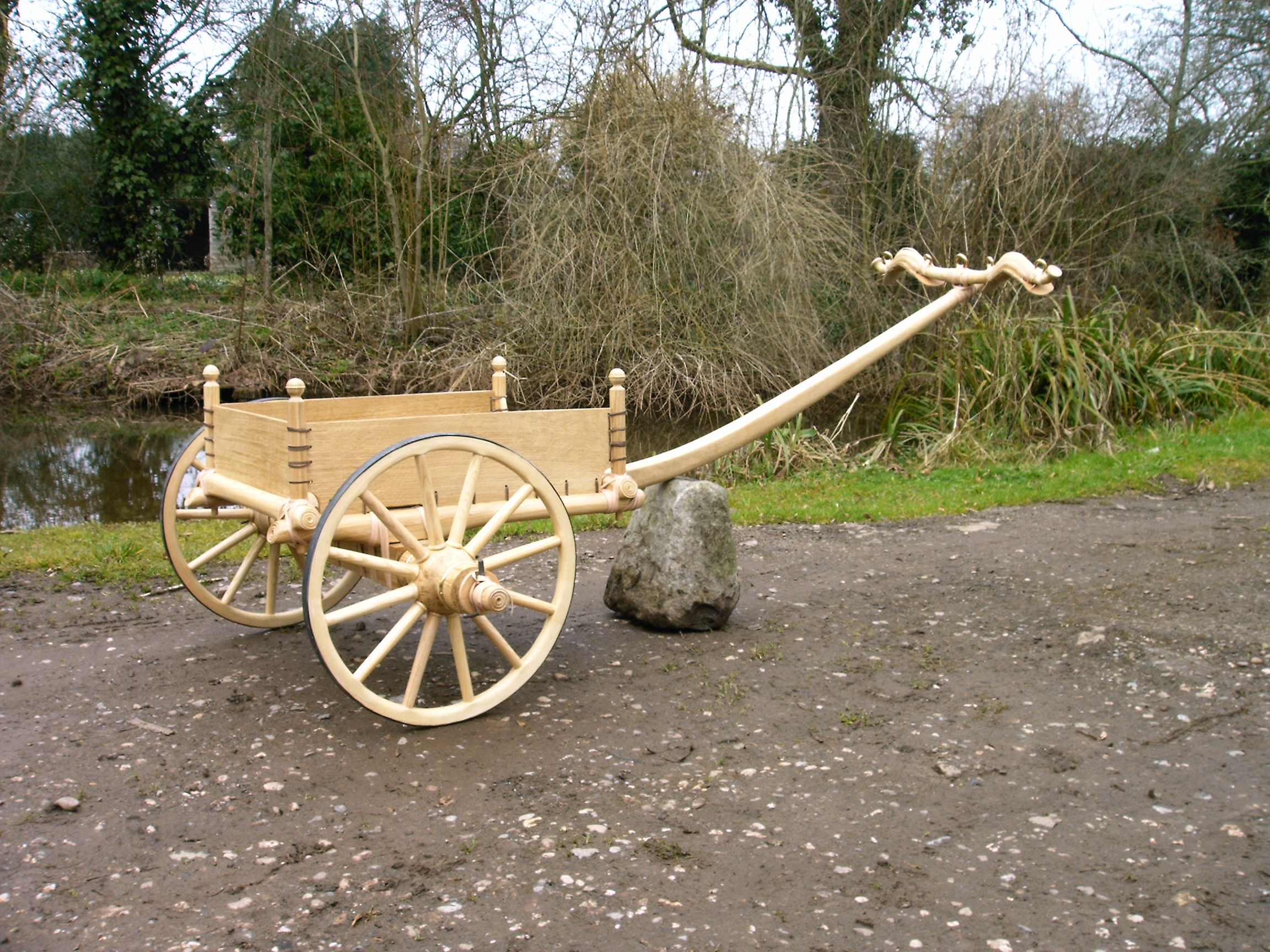 Фотография реконструкции ок. 200 ВСЕ Фери Фристон у г. Каслфорд в Западном Йоркшире.jpg