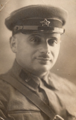 Гусинский Михаил Захарович.jpg