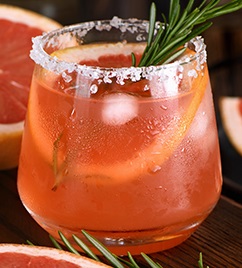 Файл:Oaxaca Old Fashioned (коктейль).jpg