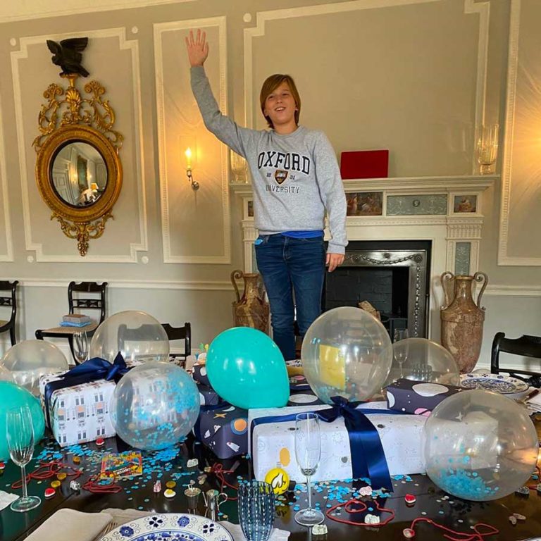 Anniversaire-prince-aristidis-stavros-12-ans-768x768.jpg