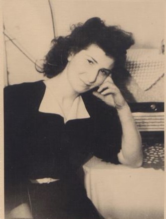 Маркман Комунэлла Моисеевна (1924).jpg