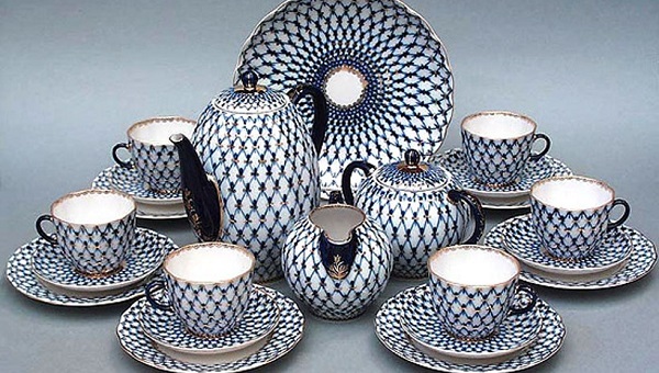Сервиз «Кобальтовая сетка».
