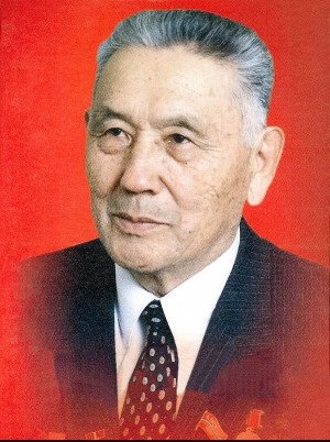 Асымбеков Умот.jpg