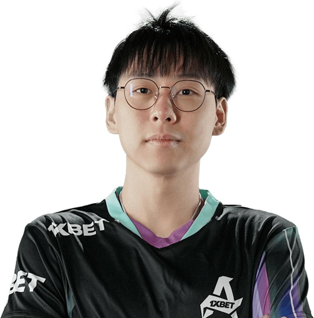 Файл:Oli (киберспортсмен).png