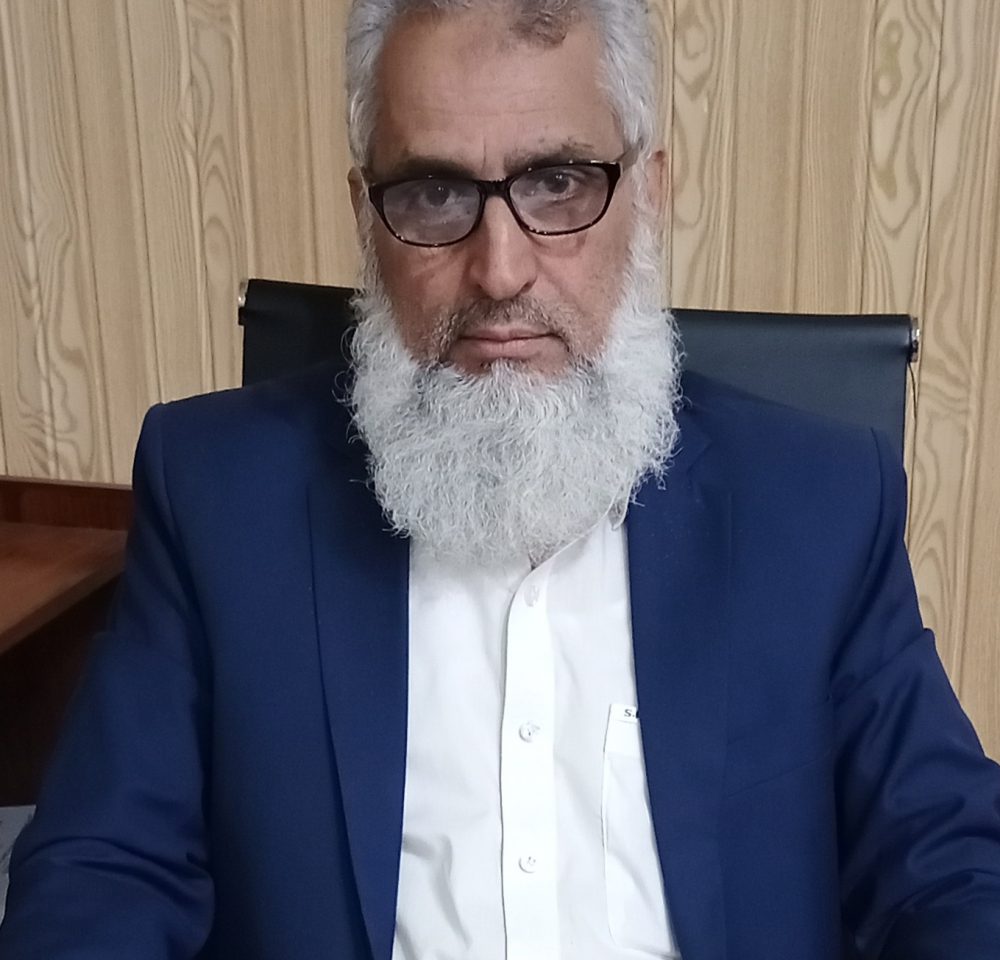 Director BOS Pic-1000x960.jpg