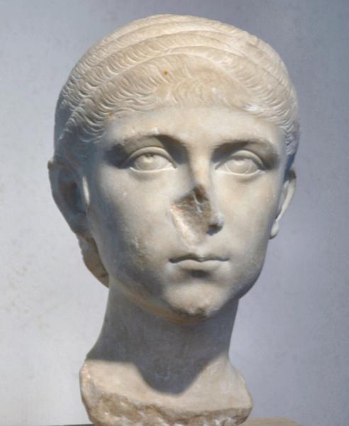 Plautilla palmas.jpg