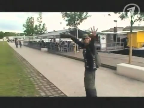 07. Четвёртая серия. Поэт-ругатель из Лиона: о чём ругается не известно — но, кажется, в рифму.