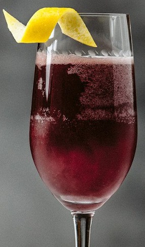 Файл:Западный Семьдесят Пятый (коктейль).jpg