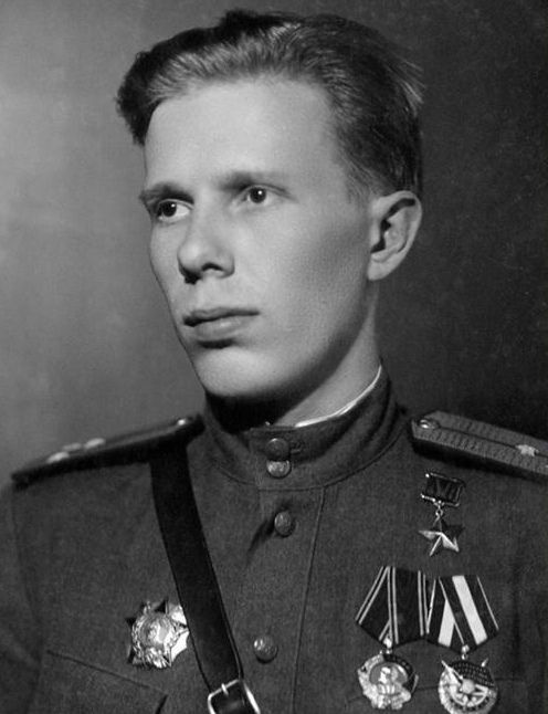 Анатолий Петрович Селезнёв.jpg