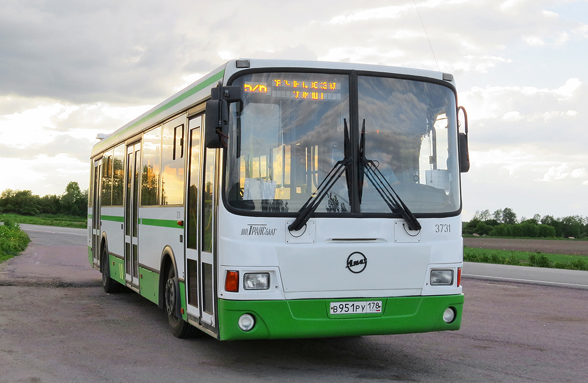 ЛиАЗ-5256.60 ООО «Вест-Сервис» в деревне Глумицы