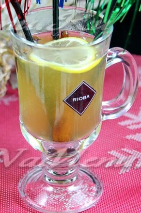 Пряный пунш (коктейль) 2.jpg