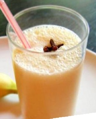 Файл:Банановое пиво (коктейль).jpg