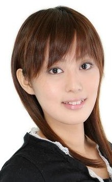 Ёко Хикаса.jpg