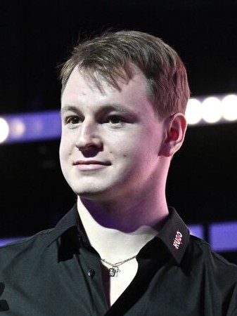 Файл:Фигурист Александр Акимов.jpg