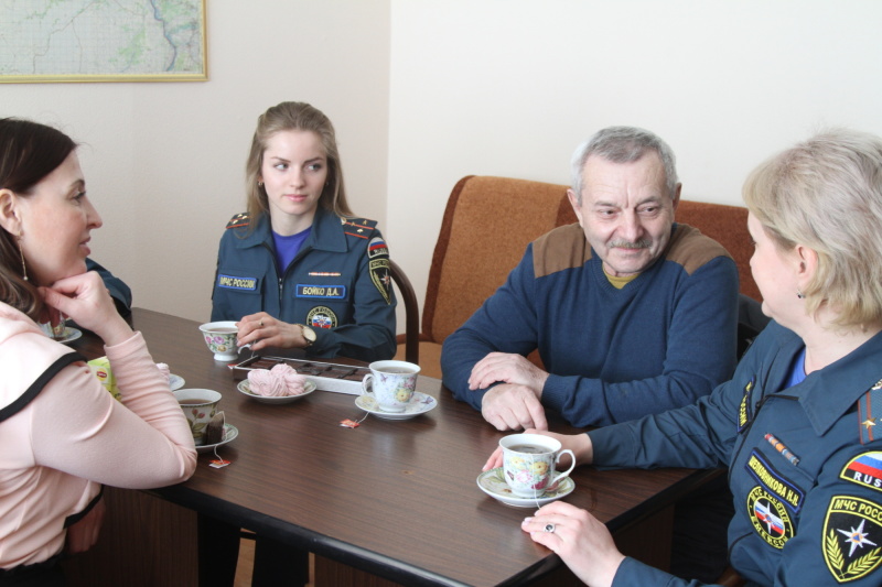 Veteran-go-lev-kotlikov1421147771732 800x800.jpg