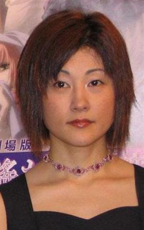 Томоко Каваками.jpg