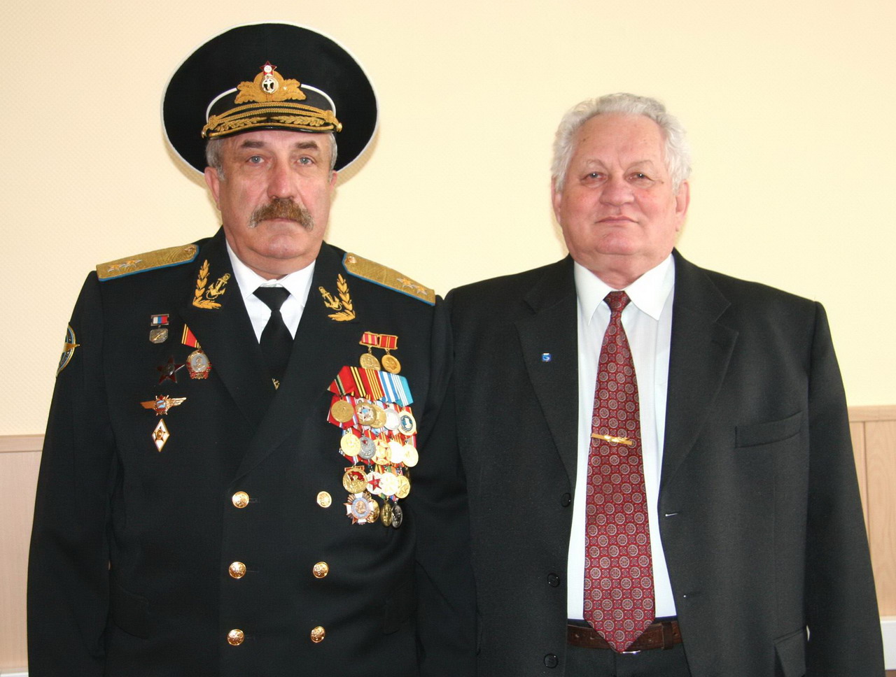 Tihomirov Bondarev.jpg