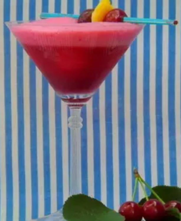 Вишневый физ (коктейль).jpg