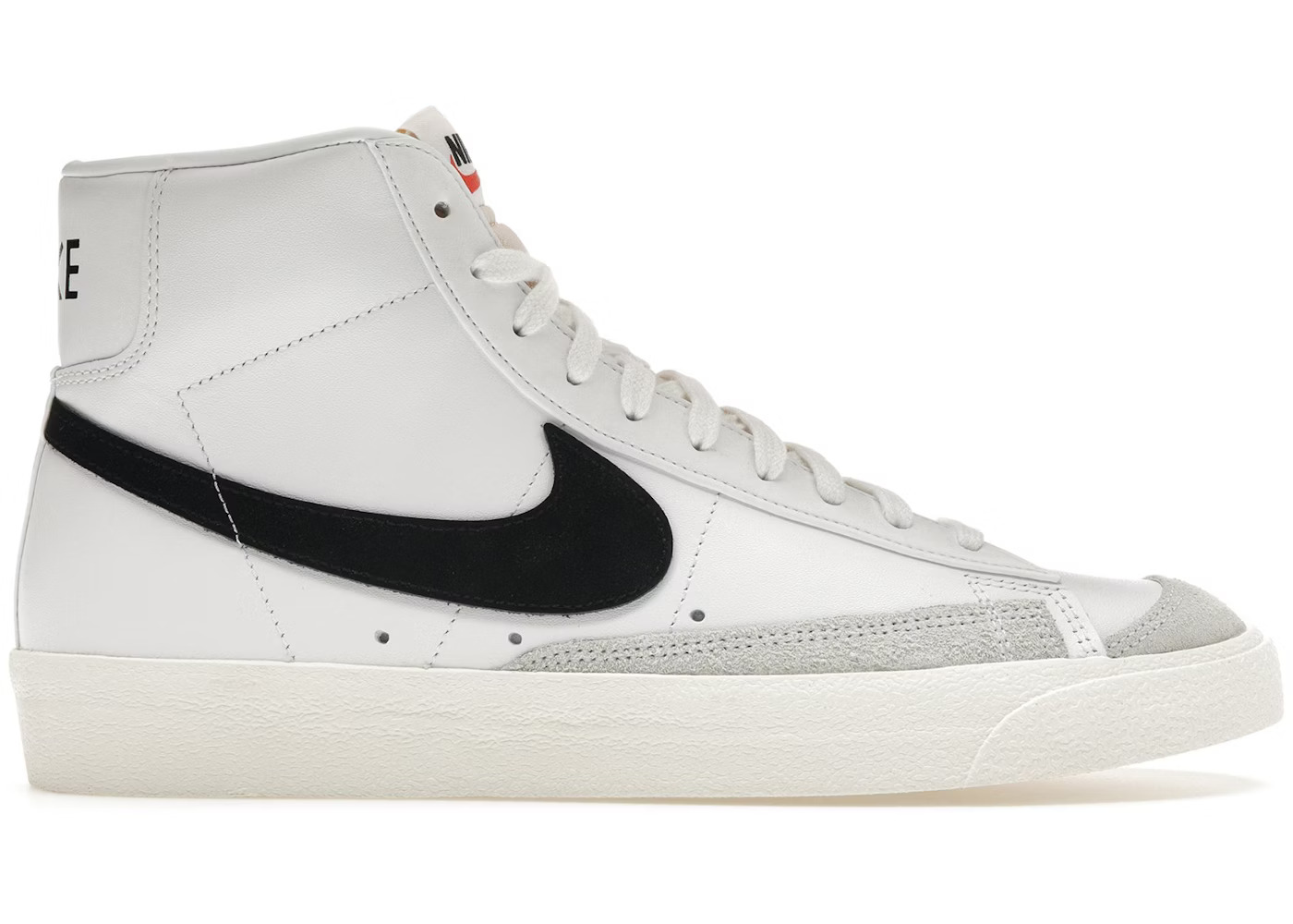 Nike-Blazer-Mid-77-Vintage-White-Black-Product.jpg