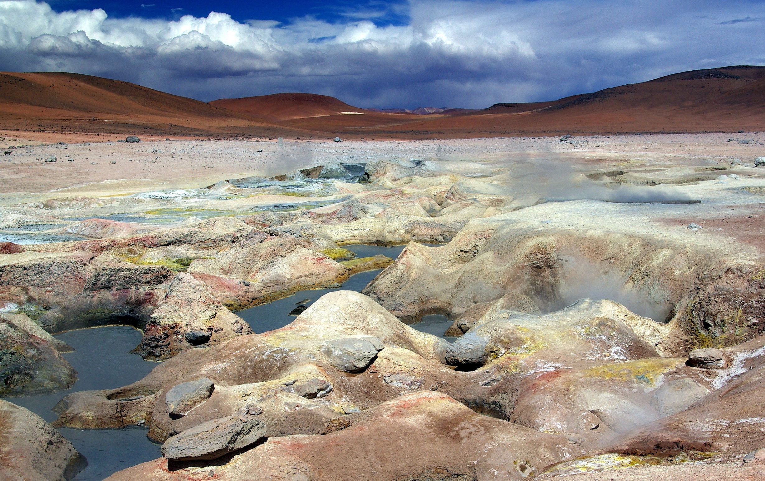 Геотермальное поле Соль-де-Маньяна