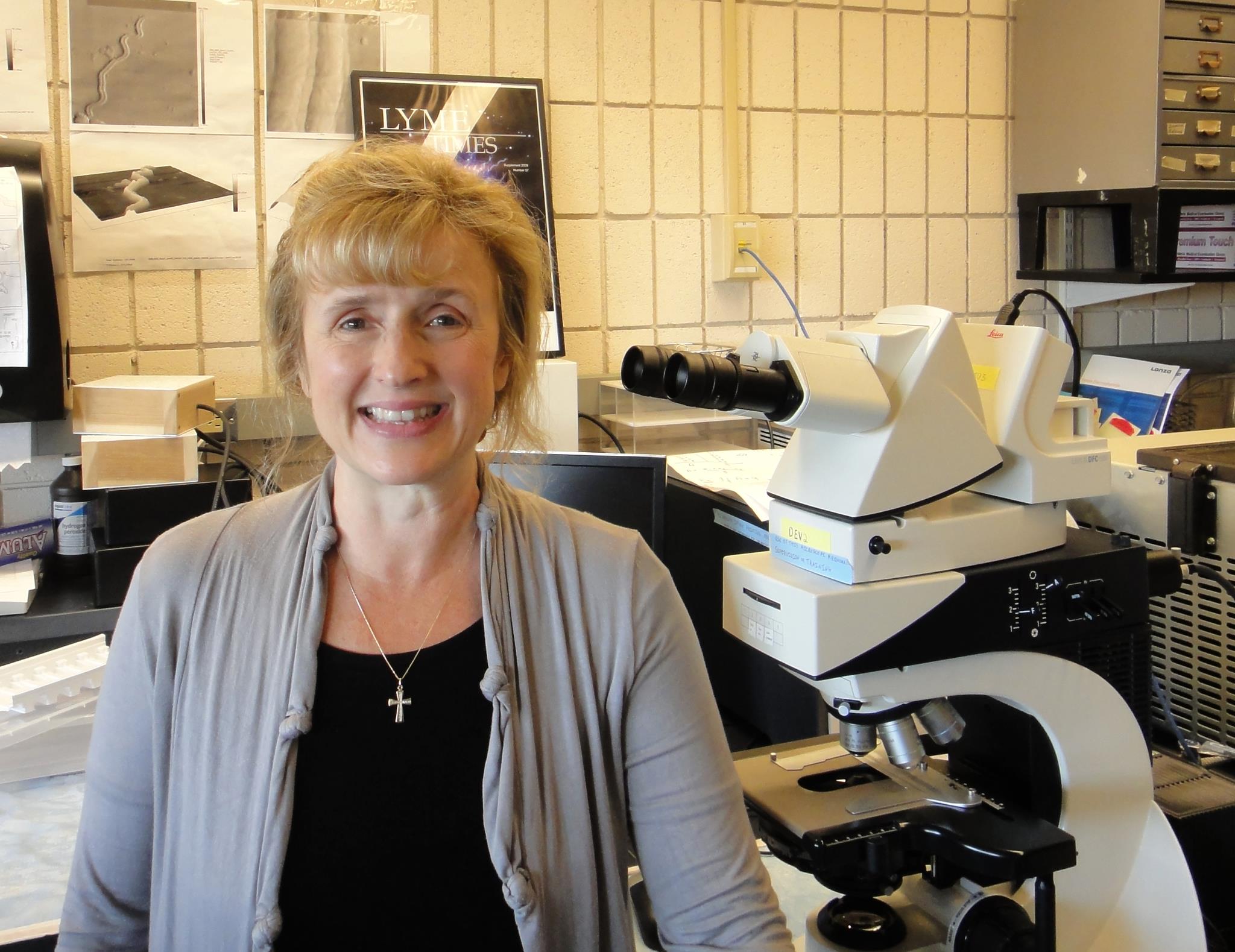 Профессор Ева Сапи