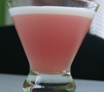 Файл:Розовый Ленинад (коктейль).jpg