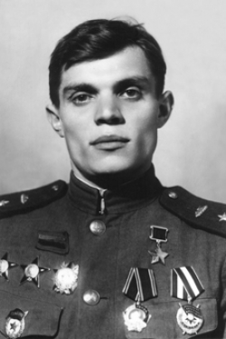 Cf4507ae4969876df39b5f798b6f40ce L.jpg