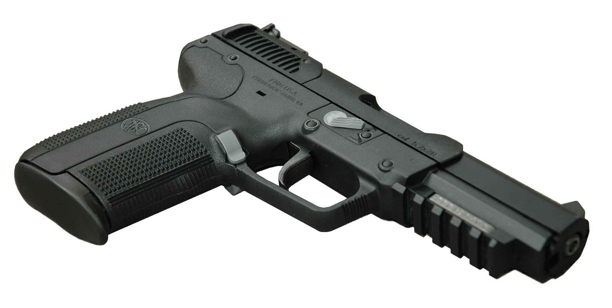 Именное оружие Президента Абхазии Р. Д. Хаджимбы (2017)