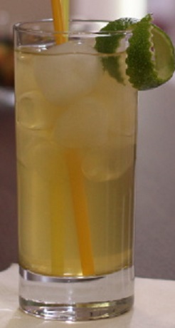 Файл:Рики с виски (коктейль).jpg