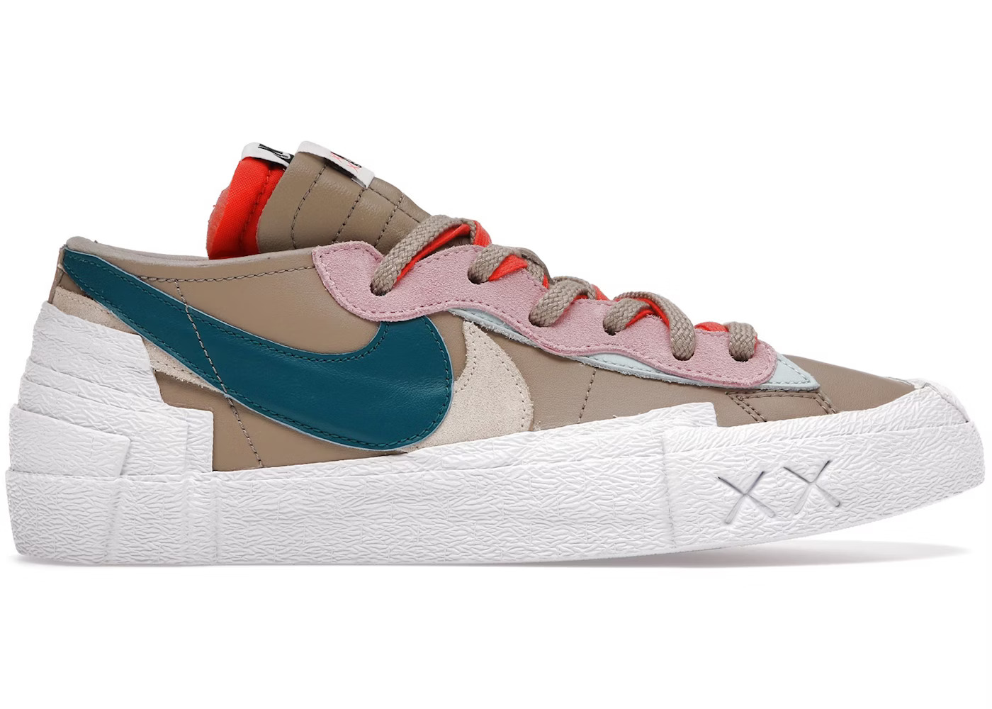Nike x Sacai x Kaws Blazer Low «Reed»