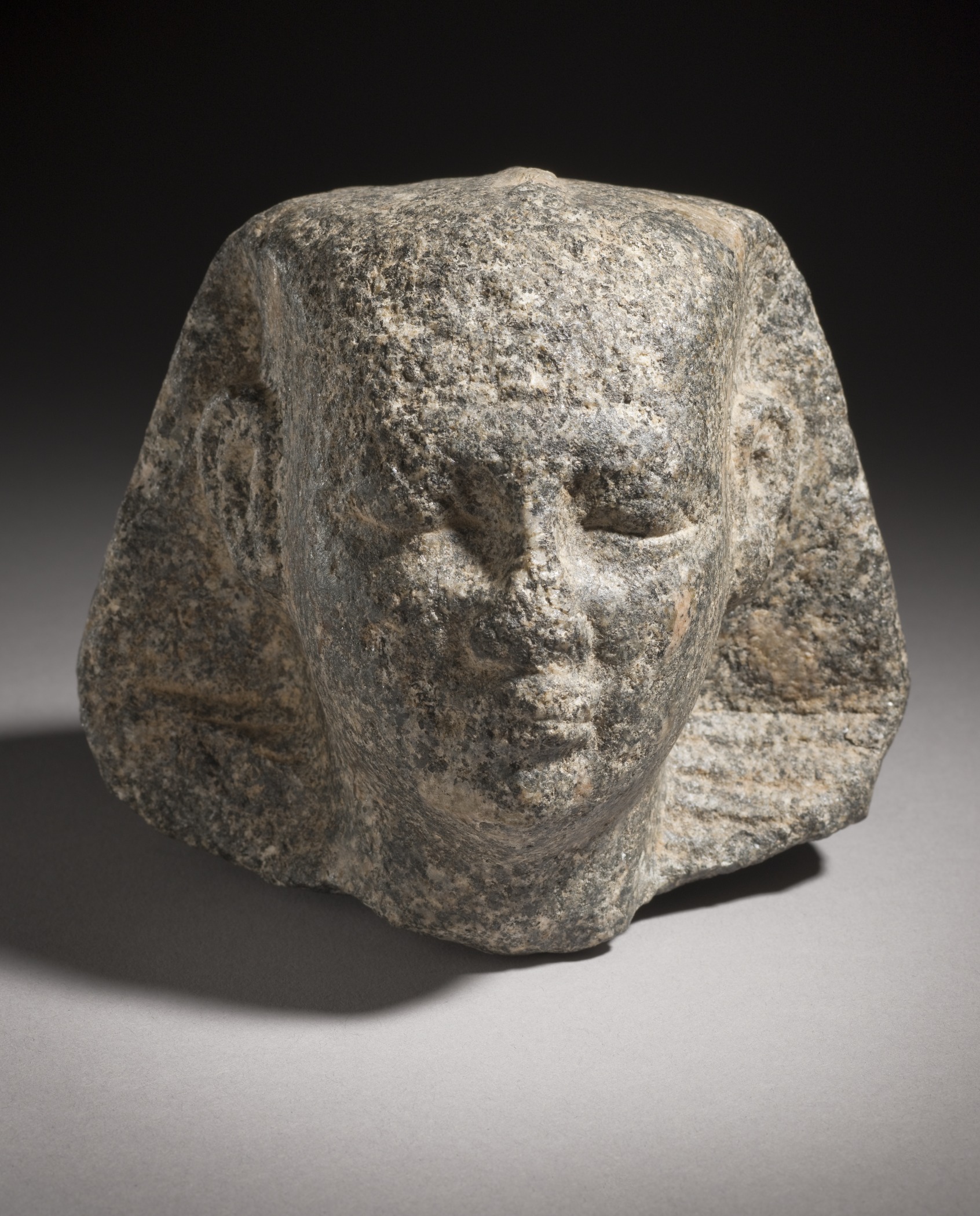 Royal Head, Probably King Nyuserre LACMA 51.15.6.jpg