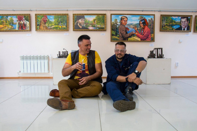 Фандеев м Адейкин.jpg