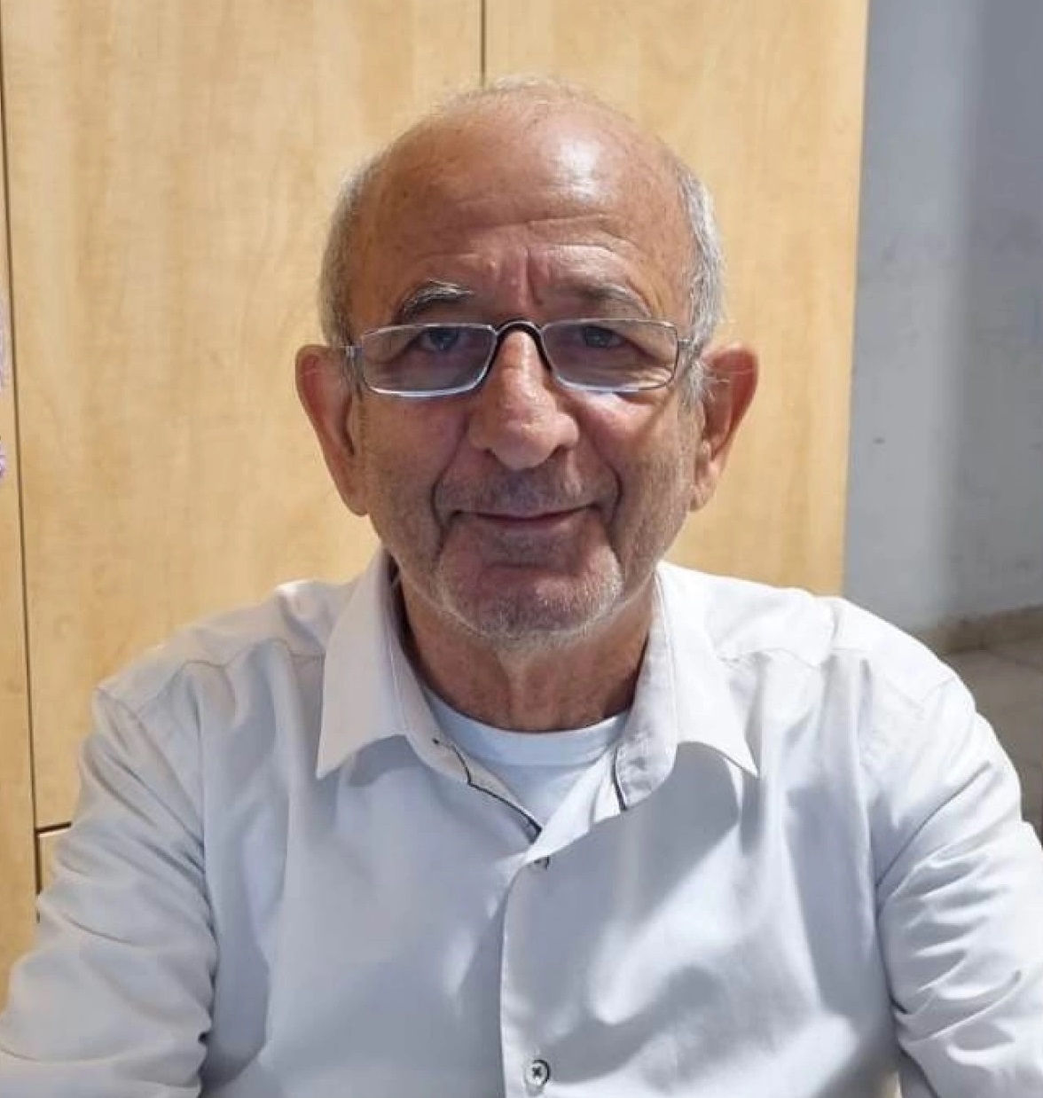 Ариэль Ишай42hx40nu.jpg