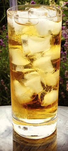 Яблочко (коктейль).jpg